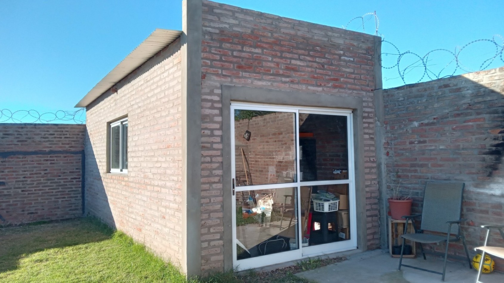 Casa - 2 habitaciones en VENTA - zona Blas Parera y Av. Circunvalacion Jose Hernandez