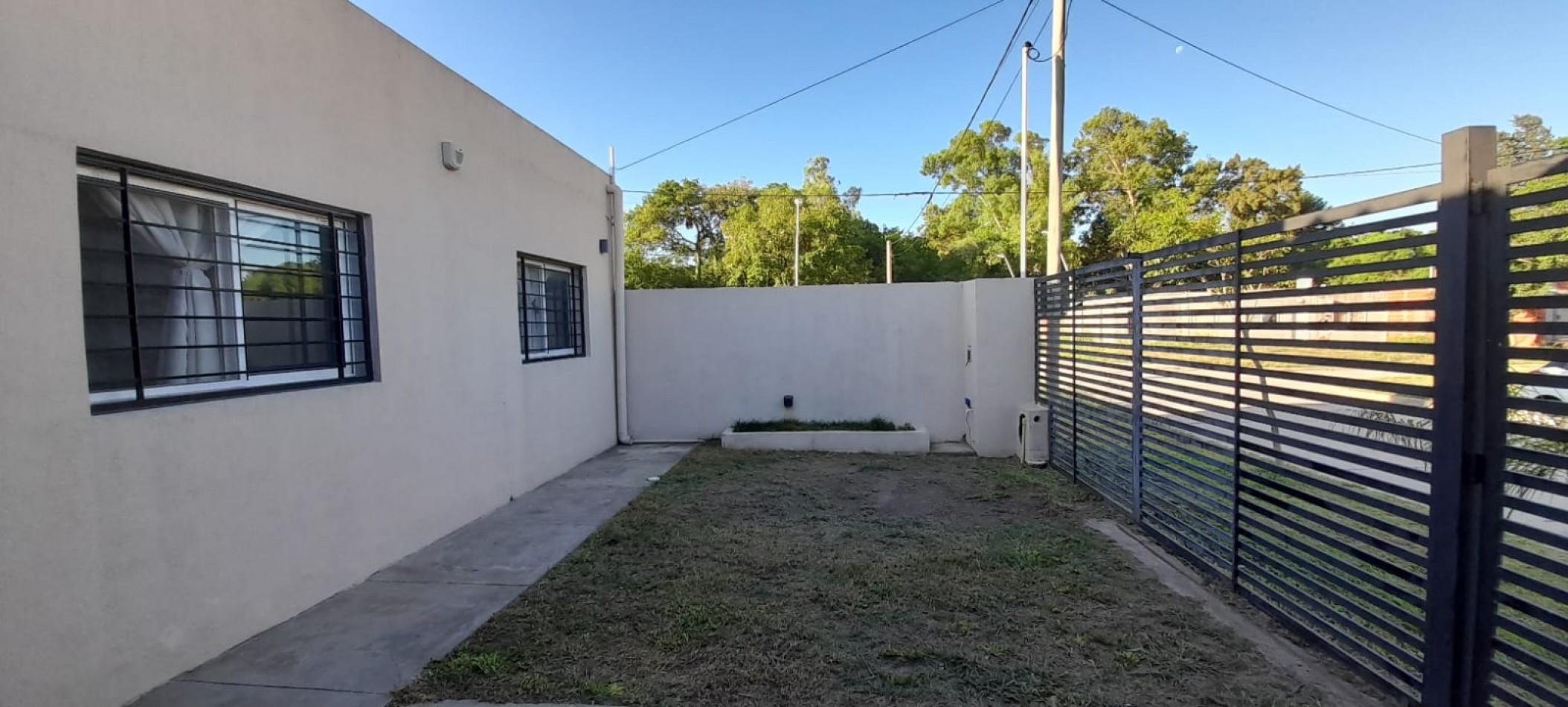 Casa de 3 habitaciones en VENTA Barrio Los Cedros