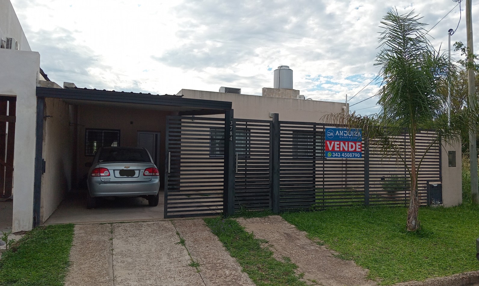 Casa de 3 habitaciones en VENTA Barrio Los Cedros