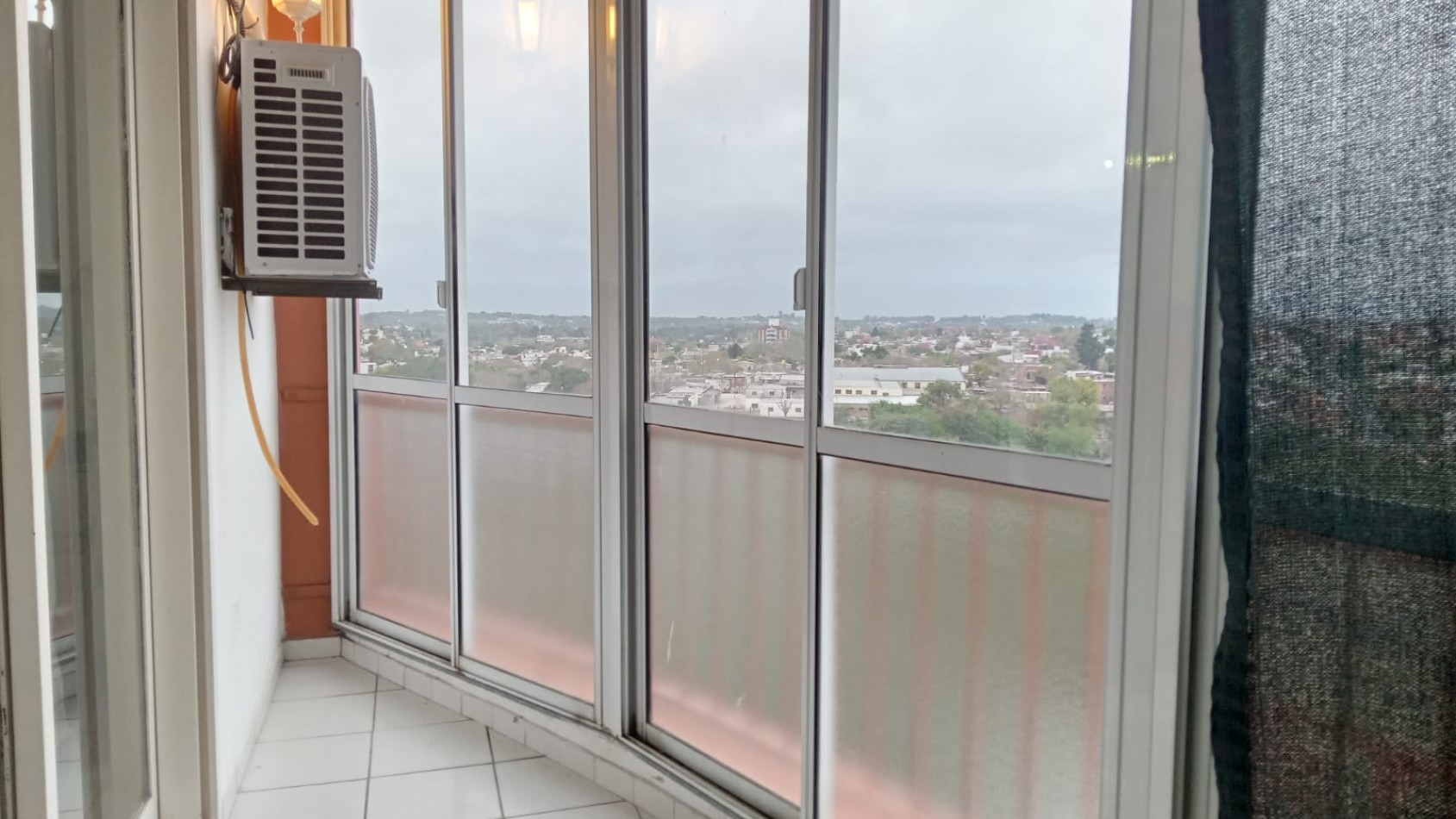 Departamento de 2 habitaciones en VENTA zona Parque