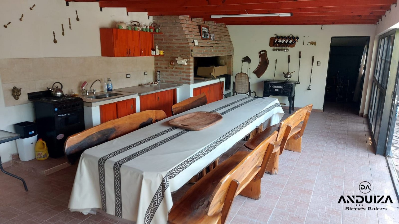 Casa en VENTA de 3 habitaciones zona Toma