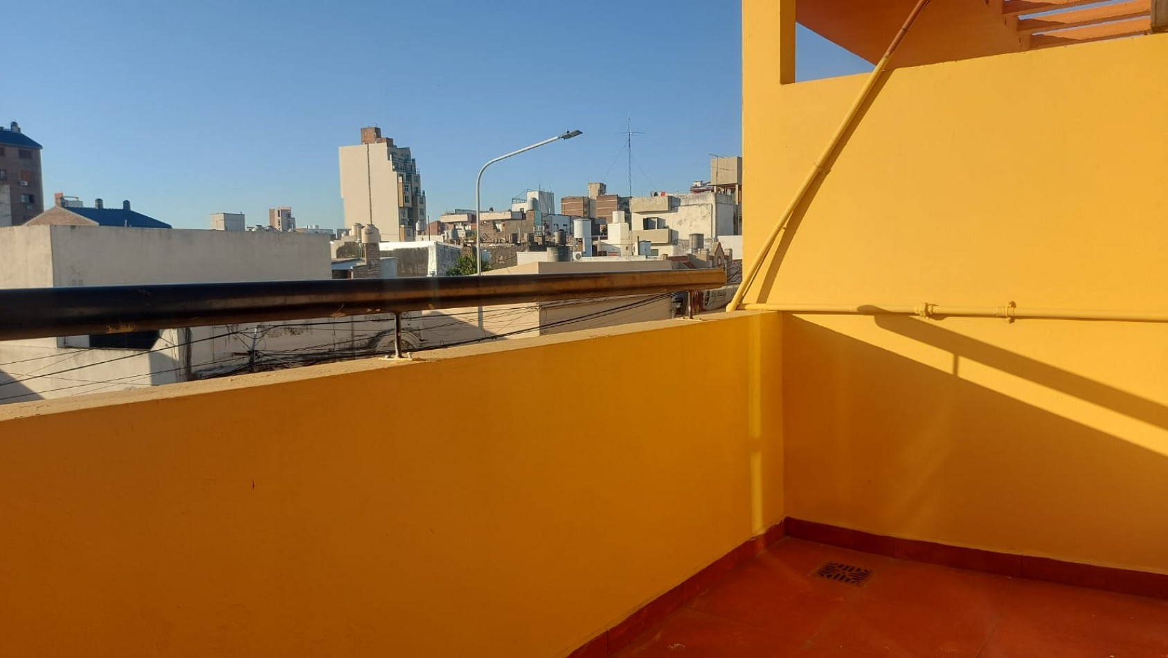 VENTA casa 3 PLANTAS en ZONA CENTRO