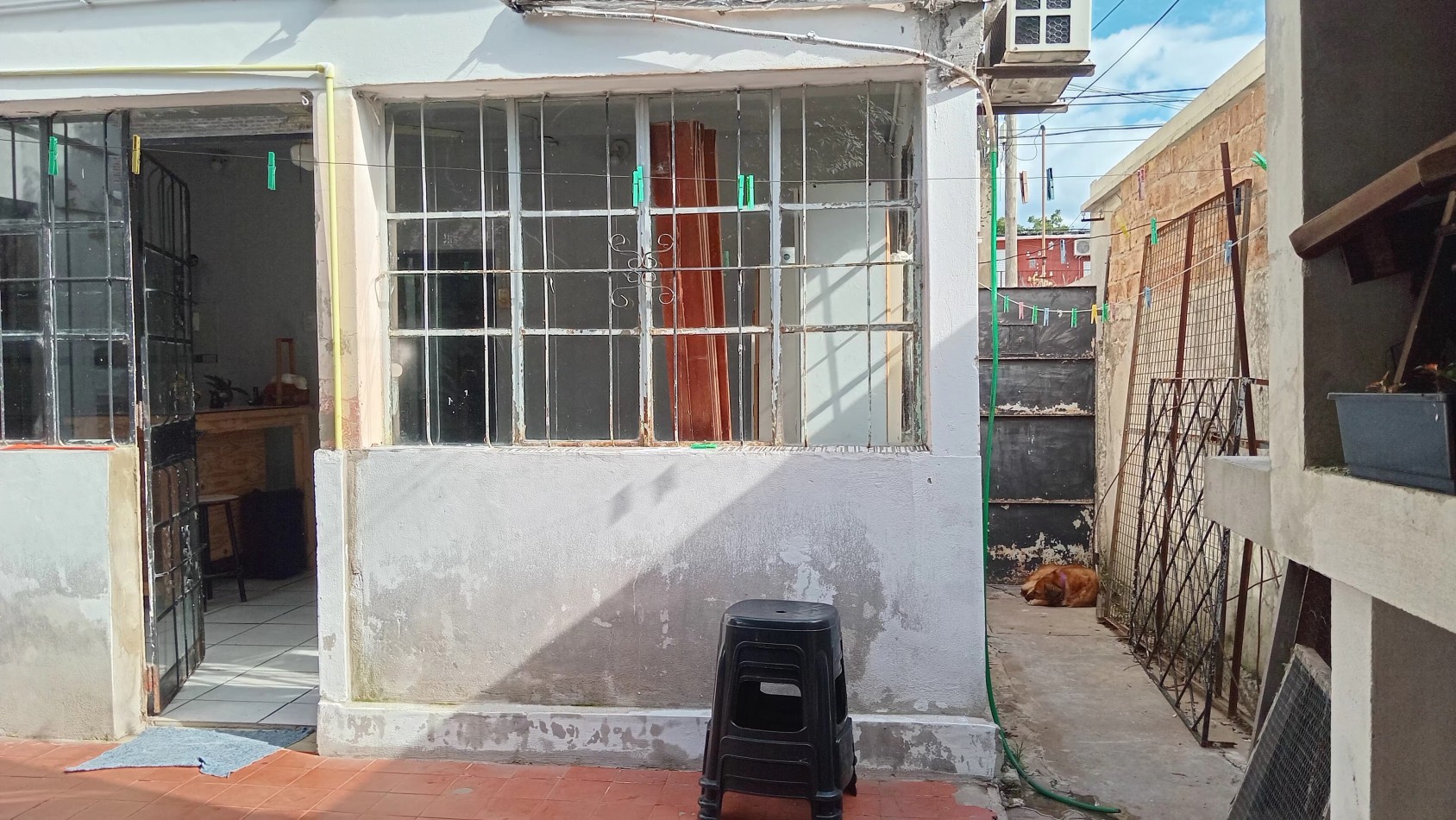Casa + departamento en VENTA zona 5 esquinas