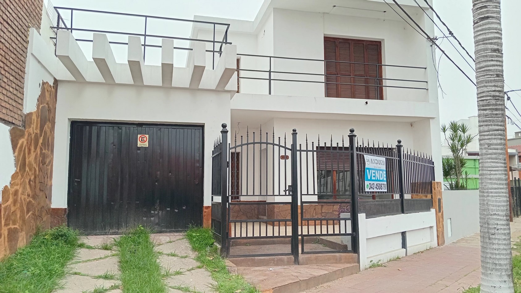 Casa de 4 habitaciones en VENTA sobre calle Ramirez