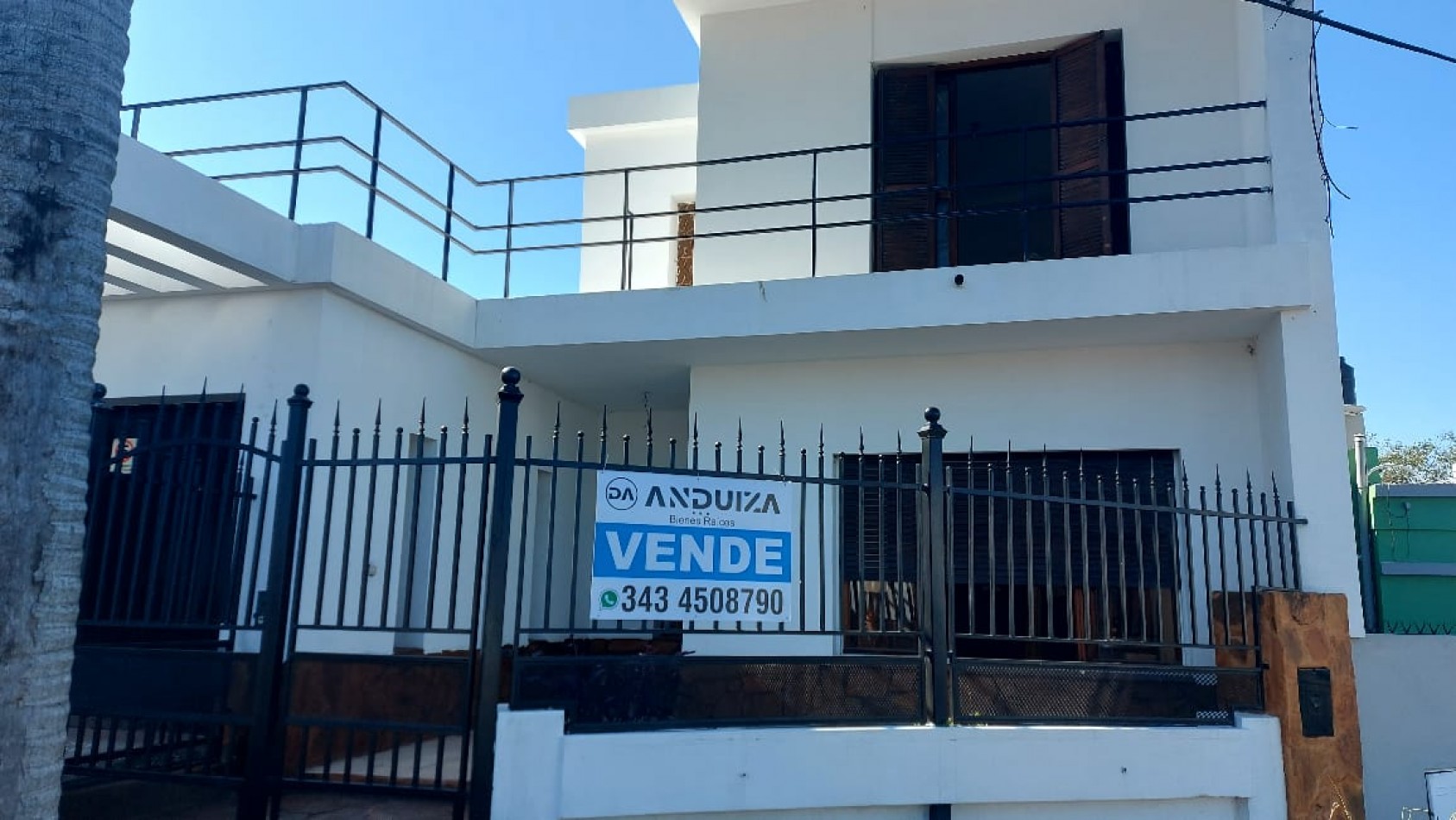 Casa de 4 habitaciones en VENTA sobre calle Ramirez