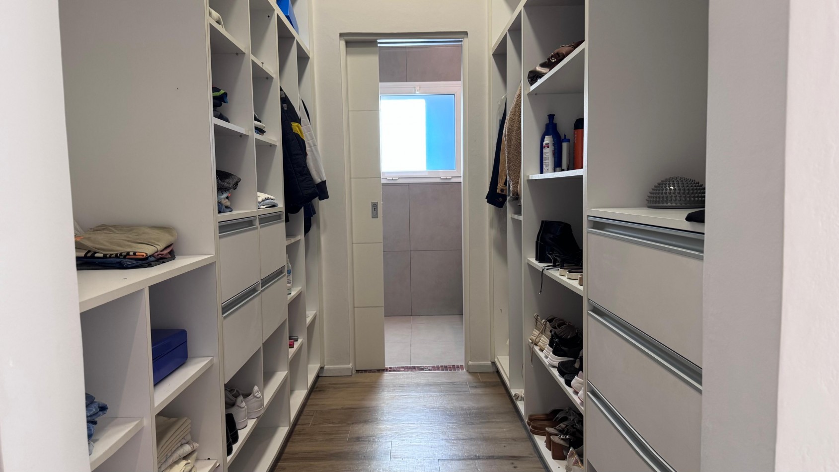 Exclusiva casa en ALQUILER Barrio Puerto Urquiza