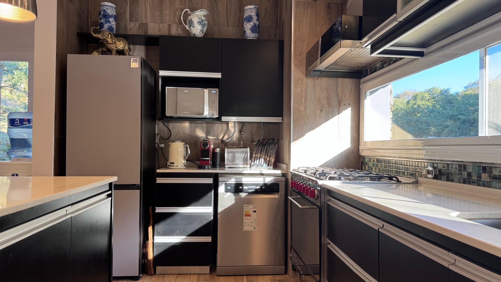 Exclusiva casa en ALQUILER Barrio Puerto Urquiza