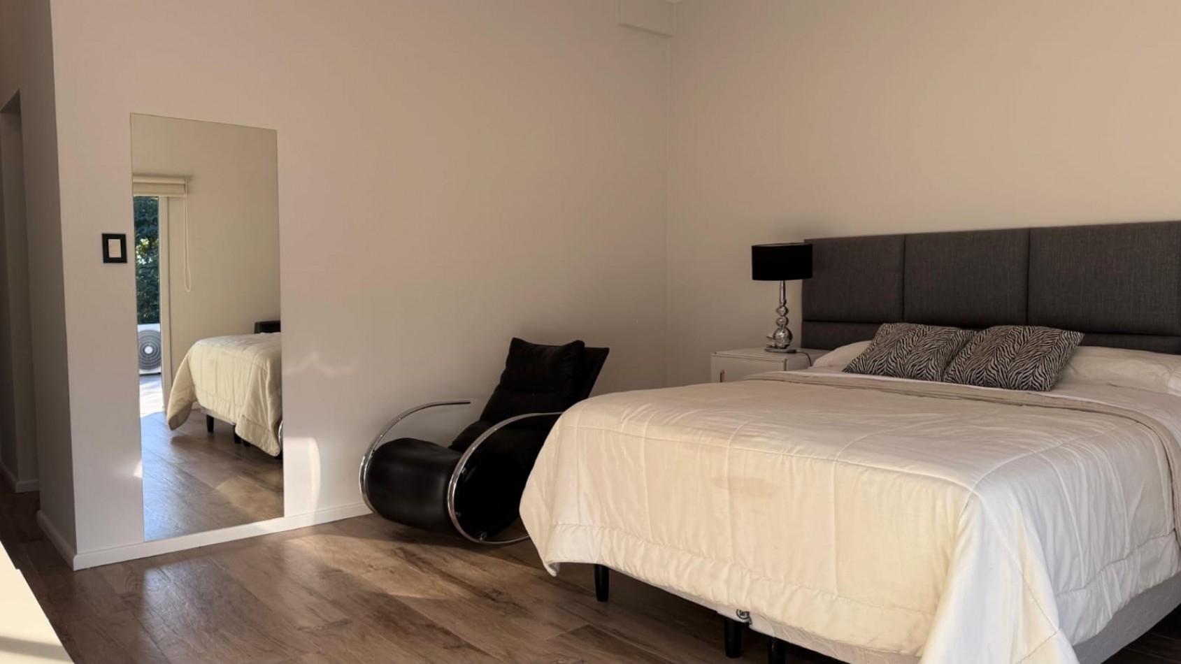 Exclusiva casa en ALQUILER Barrio Puerto Urquiza