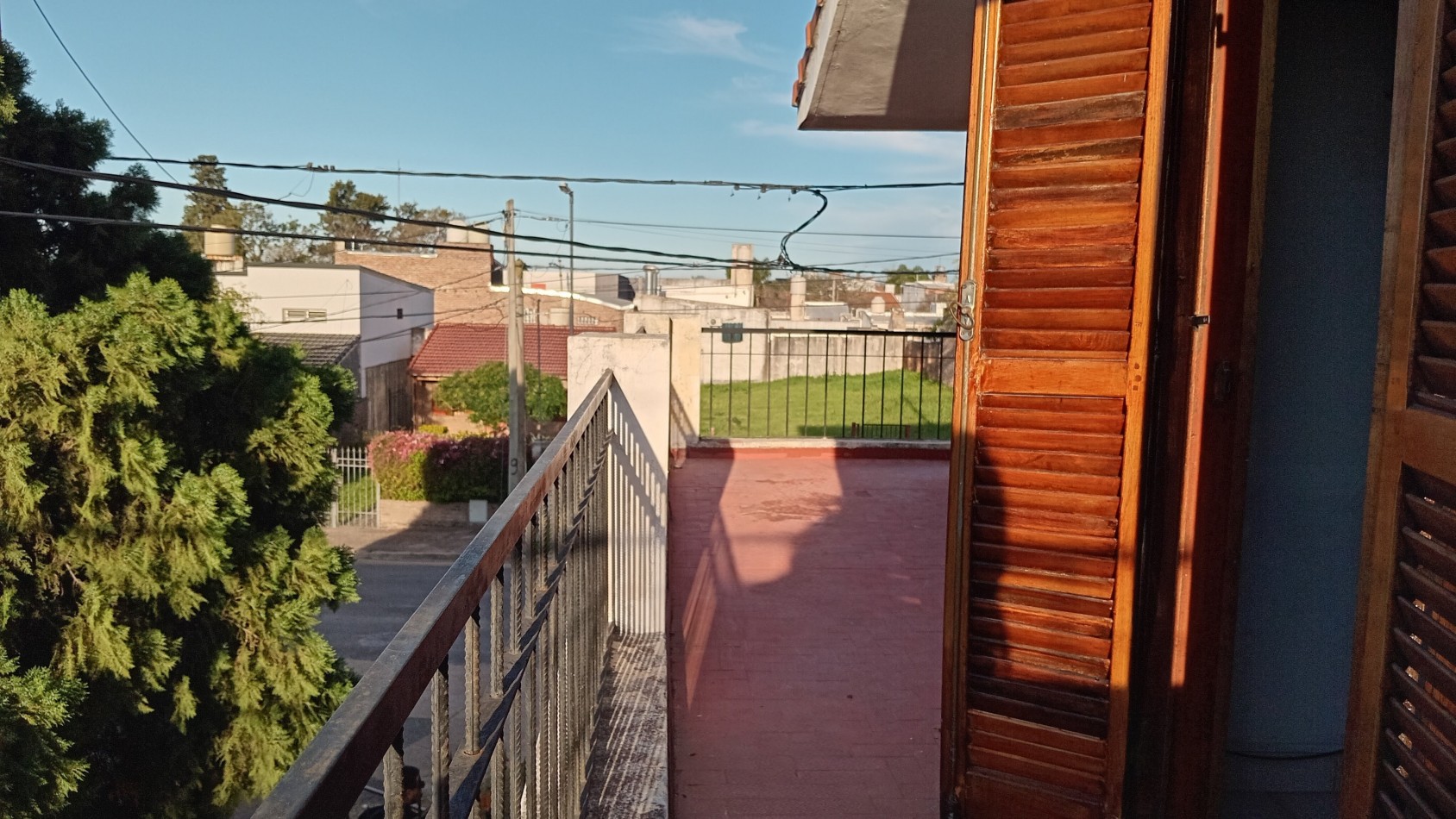 Casa en VENTA de 3 habitaciones con ascensor Parana E.R.