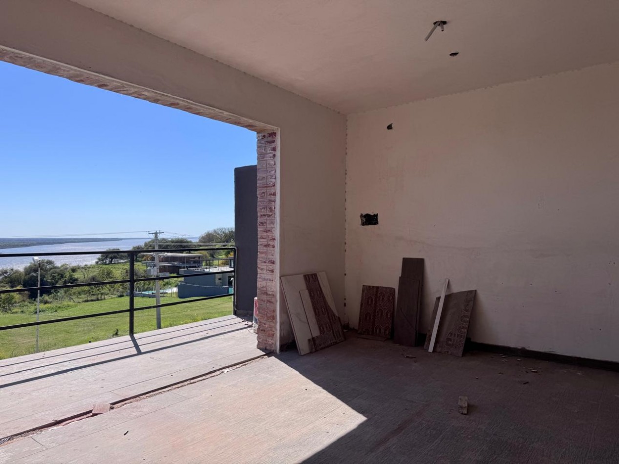 Triplex en VENTA a estrenar con vista al Rio