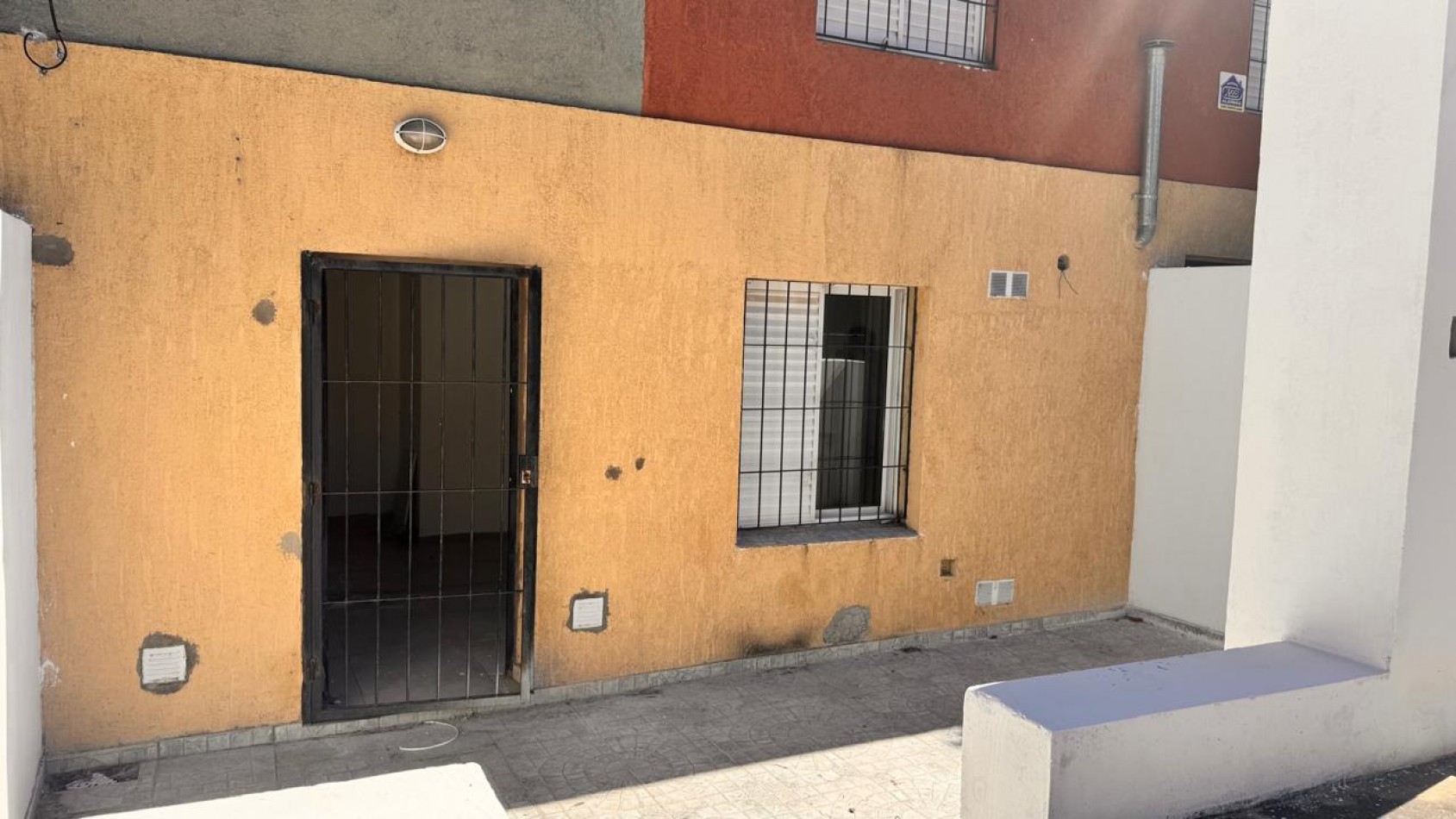 PH en VENTA planta baja con patio y parrilla