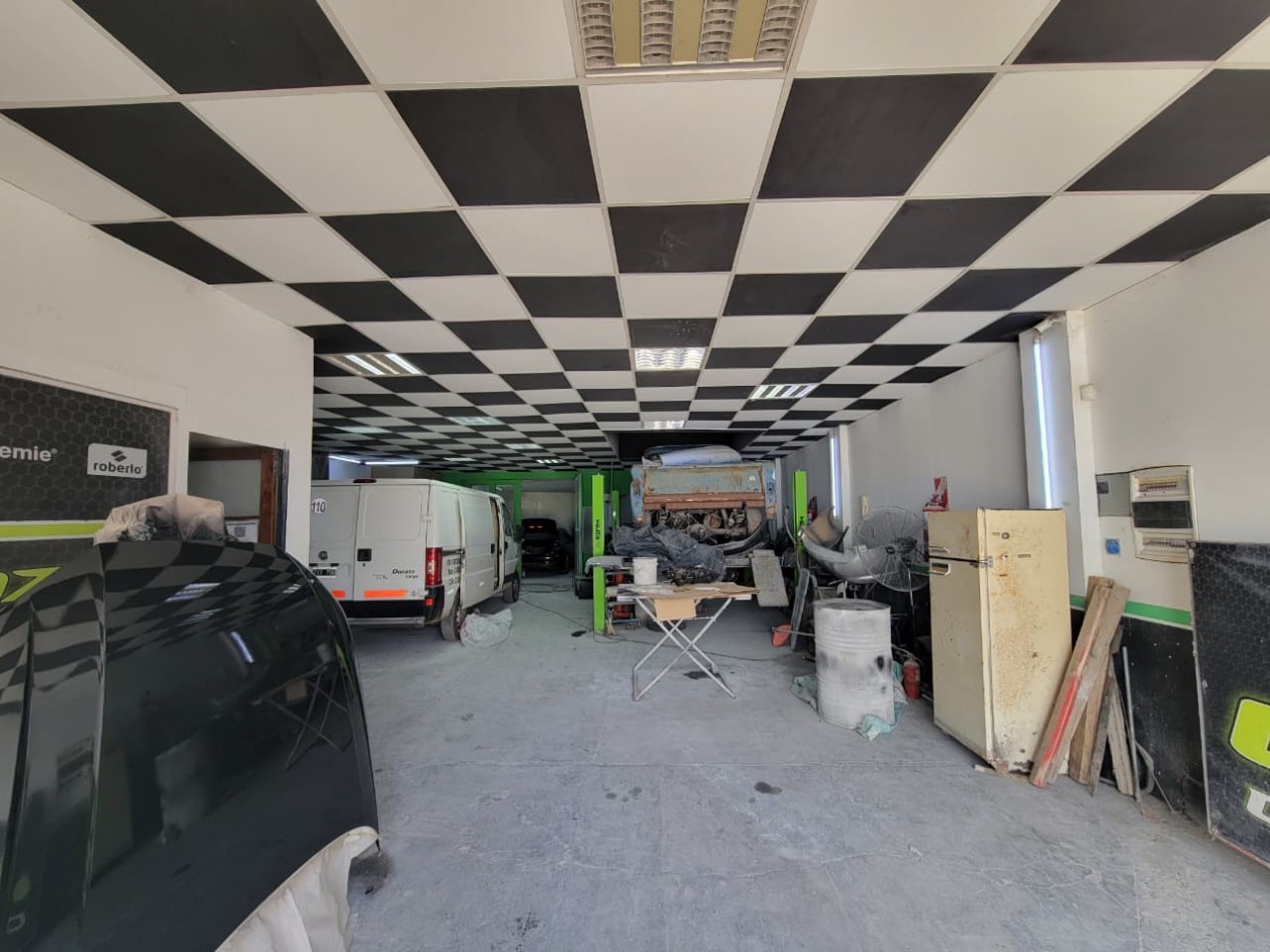 Dos galpones en VENTA zona comercial ALMAFUERTE