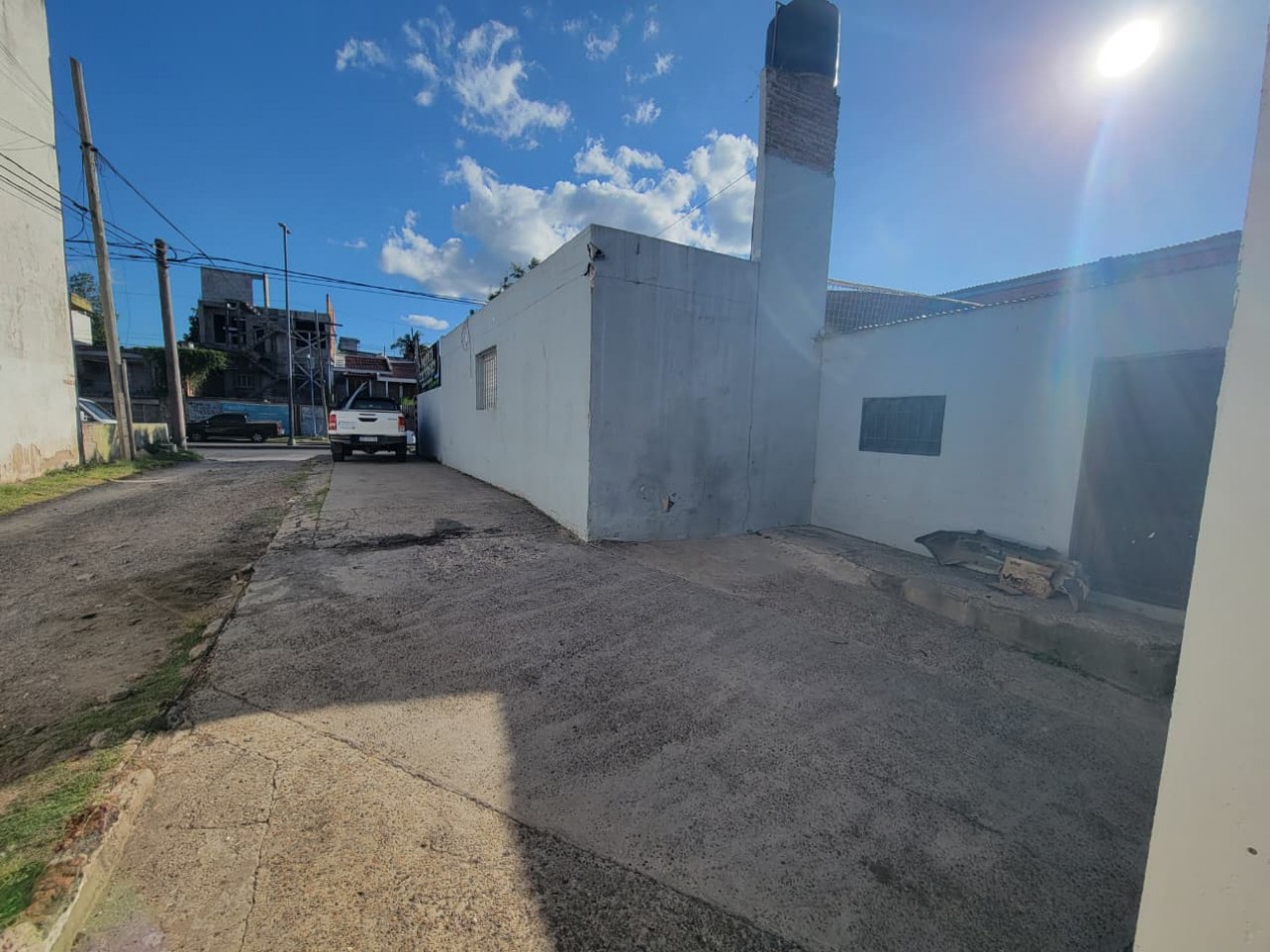 Dos galpones en VENTA zona comercial ALMAFUERTE