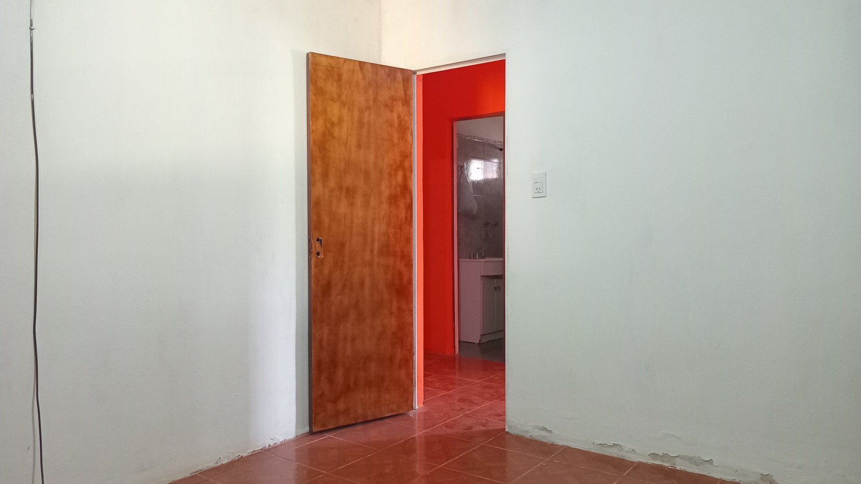 Casa en VENTA 3 habitaciones y gran patio en Colonia Avellaneda