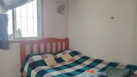 Casa + departamento en VENTA zona 5 esquinas